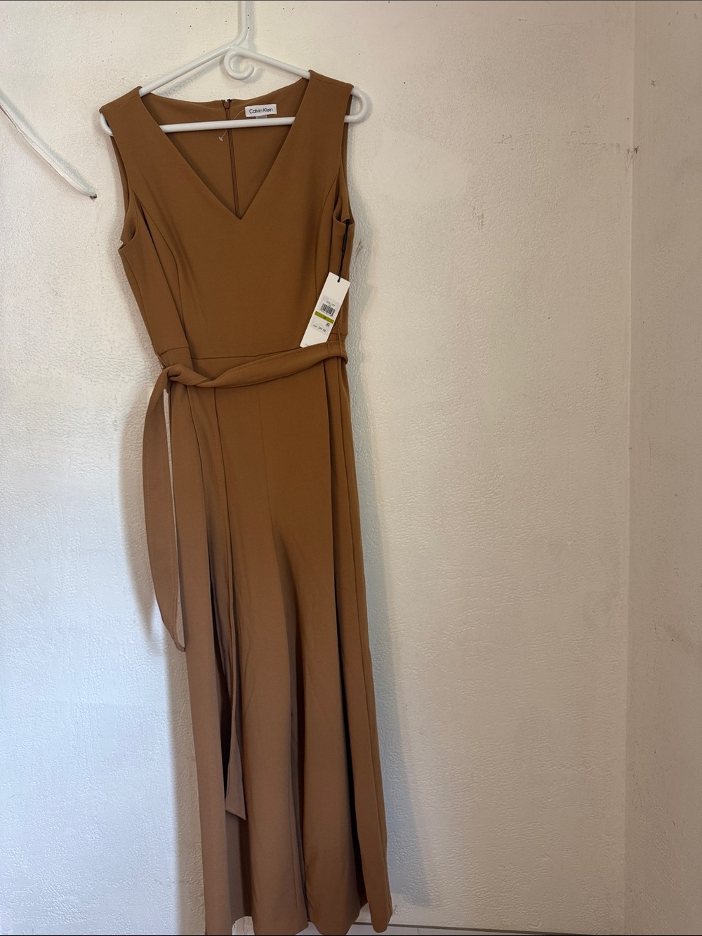 Calvin Klein Sleeveless V-Neck Maxi JUMPSUIT in Camel Brown - Picture 5 of 16